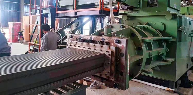 Brick Making Machinery Medium-scale Dual-Stage Vacuum Extruder for Clay Bricks And Tiles 1